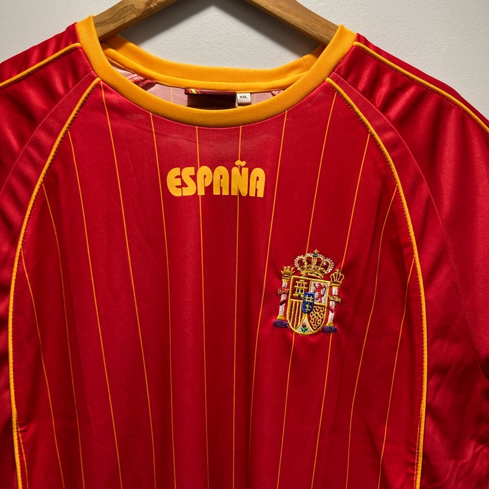 Gifted this a few years ago. Was never worn